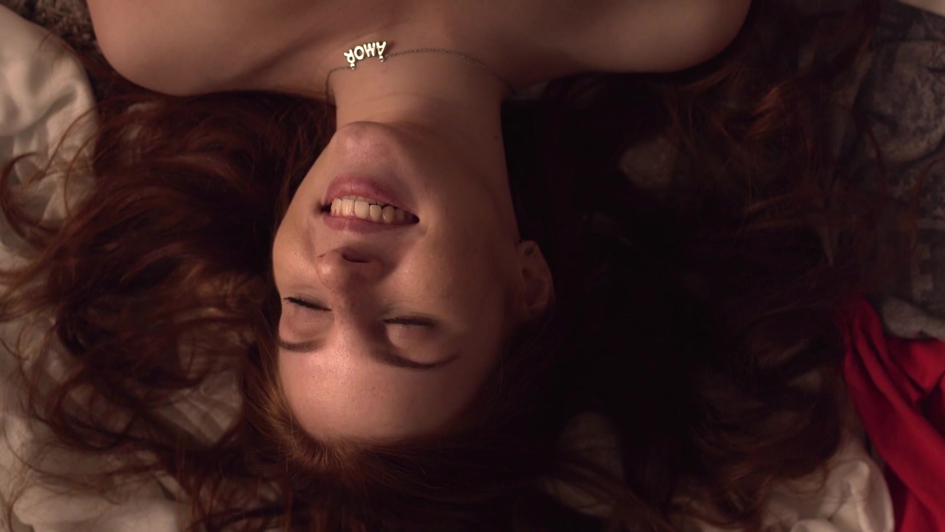 Gabriela Mora, Maria Clara Venna – Roma (2016) Nude sexy video