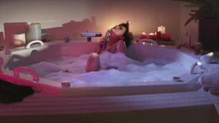 Macarena Gomez nude - Vibriciones (2016)