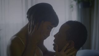 Carla Salle - Onisciente s01e04 (2020) Nude movie scene