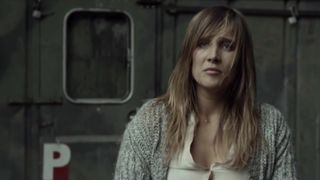 Julie De Bona - Empreinte (2015) Naked movie scenes