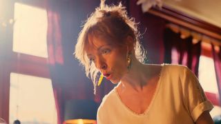 Petra Hrebickova, Julie Spackova - Prilis osobni znamost (2020) Censorship naked video