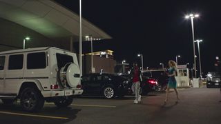 Frankie Shaw, Samara Weaving - SMILF s01e03 (2017) Naked actress in a TV movie scene