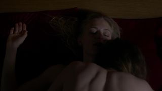 Sorel Carradine, Maria Dizzia - The Happy Sad (2013) Сut naked video