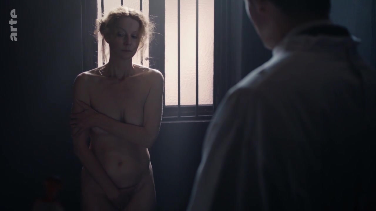 Esther Schweins – Sie hatten keine Wahl The Victory of Women (2018) Naked actress in a “topless” scene