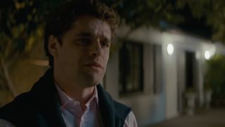 Alicia Endemann, Valerie Karsenti - Ma Famille t'adore deja (2016) Naked TV movie scene