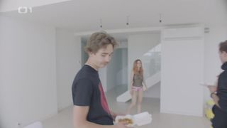 Tereza Tezka - Zradci s01e01 (2020) Nude TV movie scene