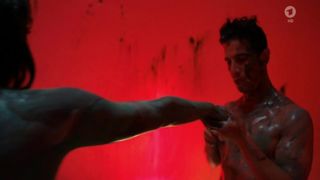 Michela Ferrazza hot - Der Urbino Krimi Die Tote im Palazzo (2016)