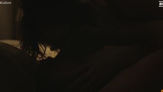 Alexandra Jimenez, Alba Galocha, sexy actress - La zona s01 (2017) Сut nude scene