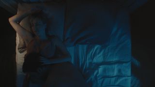 Natalia Mateo, Mariana Cordero, Natalia de Molina - Animales sin collar (2018) celebs hot movie scene