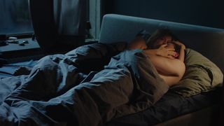 Claudia Eisinger, Zora Schiffer, Ella Rumpf - Gut gegen Nordwind (2019) Nude sexy video