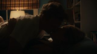 Emma Roberts, Dree Hemingway hot scenes - In a Relationship (2018)