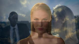 Alexandra Turcan - Emily in Paris s01e03 (2020)