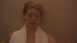 Aubrey_Plaza__Alice_Wetterlund_-_Mike___Dave_Need_Wedding_Dates (2016)