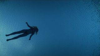 Lou de Laage - L'attesa (2015) Censored erotic scene