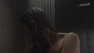 Eliska Krenkova nude - Tiche doteky (2019)