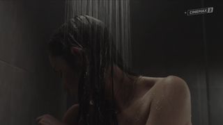 Eliska Krenkova nude - Tiche doteky (2019)