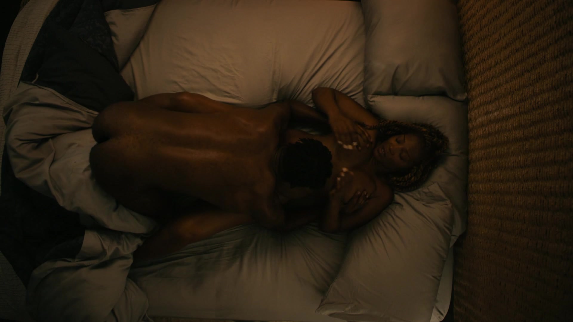 Yolonda Ross - The Chi s03e02 (2020) Naked actress in a movie scene.
