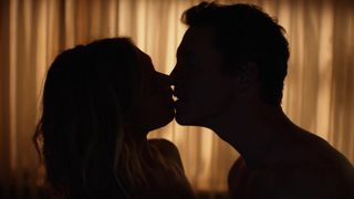 Jennifer Landon - Animal Kingdom s02e05 (2017) Censored naked video