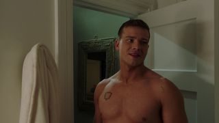 Jennifer Love Hewitt nude - 9-1-1 (2018)  (Season 2, Episode 1)