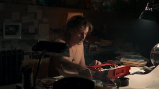 Laura Birn - Syysprinssi (2016) celeb hot video scene