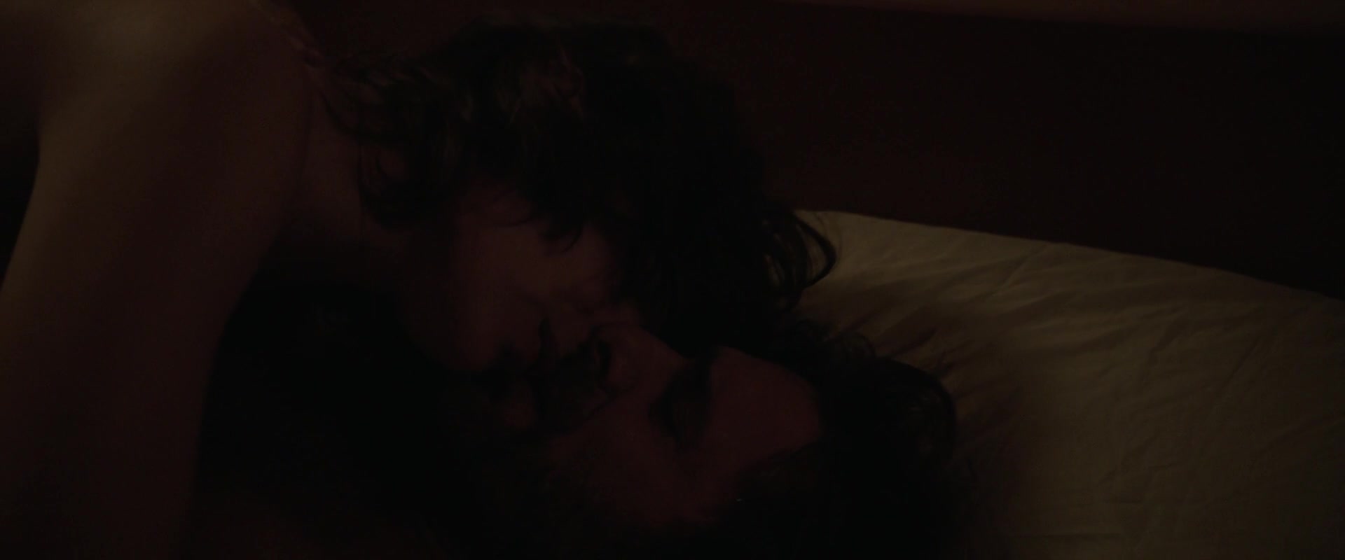 Roisnn O’Donovan, Valentina Cervi – Vivere (2019) sexy 1080p_0001