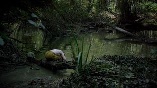 Ecem Uzun nude - Koca Dunya (2016)