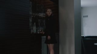 Gillian Williams, Louisa Krause - The Girlfriend Experience s02e01 (2017) sexy naked