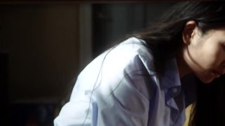 Sandra Yi Sencindiver - Den Fremmede (2015) Censorship scene