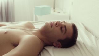 Maria Pedraza sex - Amar (2017)