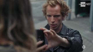 Sophie Breyer sexy - La Treve (2016) (Season1,Episode3)