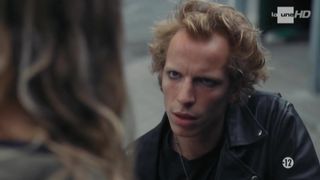 Sophie Breyer sexy - La Treve (2016) (Season1,Episode3)