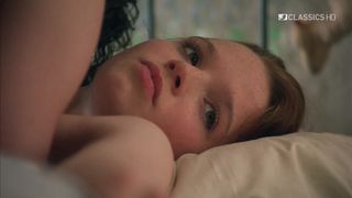 Jennifer Ulrich, Karoline Herfurth - Grsse Madchen weinen nicht (2002) Sexy movie video