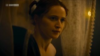 Lili Epply, Christa Theret - Maximilian. Das Spiel von Macht und Liebe s01e01 (2017) Hot film scenes