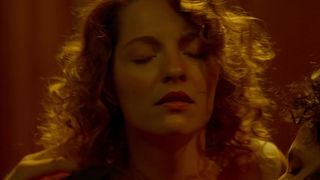 Alina Lanina, Sofya Doniants, Evgeniya Afonskaya, Anna Silchuk - Na Parizh! (2019) Sexy movie scene