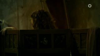 Emilia Schule nude - Charite (2017) (Season1, Episode1)