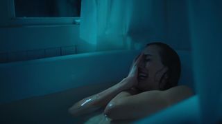 Jocelyn DeBoer, Dawn Luebbe - Buzz (2016) Naked movie scene