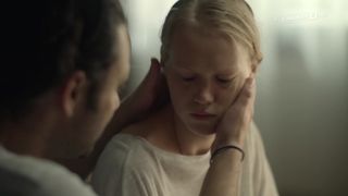 Juliana Olhova, sexy - Spina (2017) Naked sexy scenes