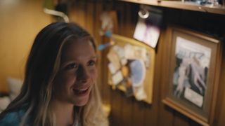 Merle Wasmuth, Lena Klenke, Lena Urzendowsky - How to Sell Drugs Online (Fast) s02e01-02 (2020) Nude movie video