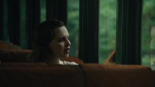 Odessa Young, Elisabeth Moss naked - Shirley (2020)