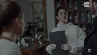 Maureen Merchiers, Angelique Vercray - Unite 42 s01e01 (2017) Nude sexy videos