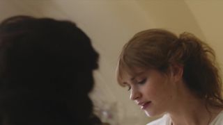 Lily_James__Tuppence_Middleton_-_War_and_Peace_s01e01 (2016)