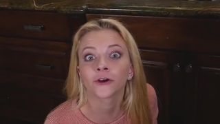 Dadcrush - Helping my Cute Stepdaughter Relieve Stress