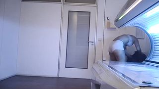 Hidden Cam in Solarium