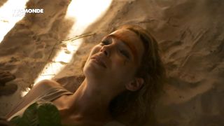 Claire Keim - Jusqu'au bout du monde (2013) celebrity nude scene