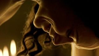 Claire Keim, Ingrid Rouif - Le Roi danse (2000) celebs hot video scene