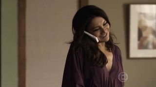 Dira Paes, Isis Valverde - Amores Roubados s01 (2014) actress nude scene
