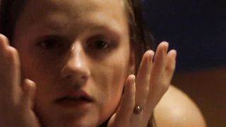 Ester Hocke, Petra Polakova - Lesni chodci (2003) actress hot video scene