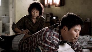 Mi-seon Jeon - Memories of Murder (2003) celebrity boobs scene