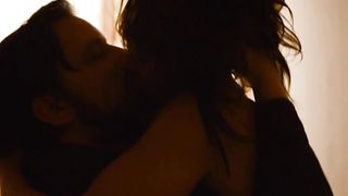 Wende Snijders - Zurich (2015) celebrity booby hot scene