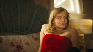 Isabella Farrell, Caitlin Stasey - Bridge and Tunnel s01e03 (2021) celeb sexy video